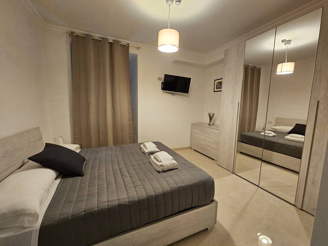 Stendardi's House - Stanza 3 - by Be Your Home in Rome, Rome Province