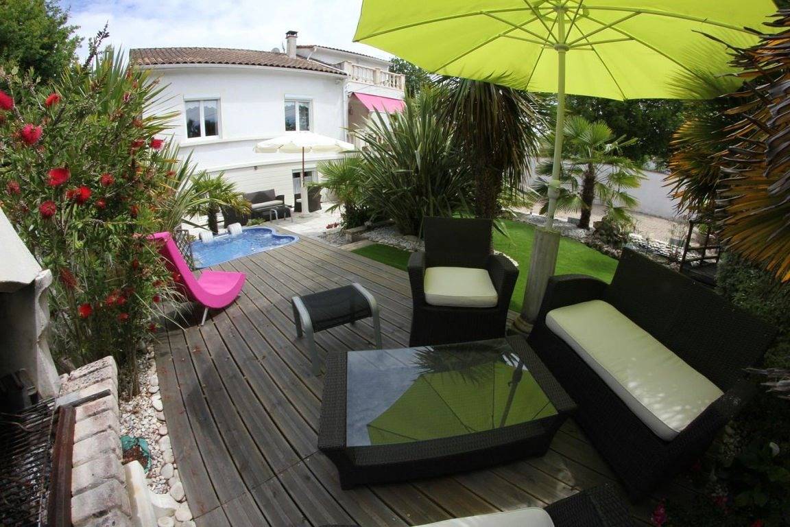 Chambres d'hôtes Villa Caprice - Chambre Océan in Saint-Georges-de-Didonne, Côte de Beauté