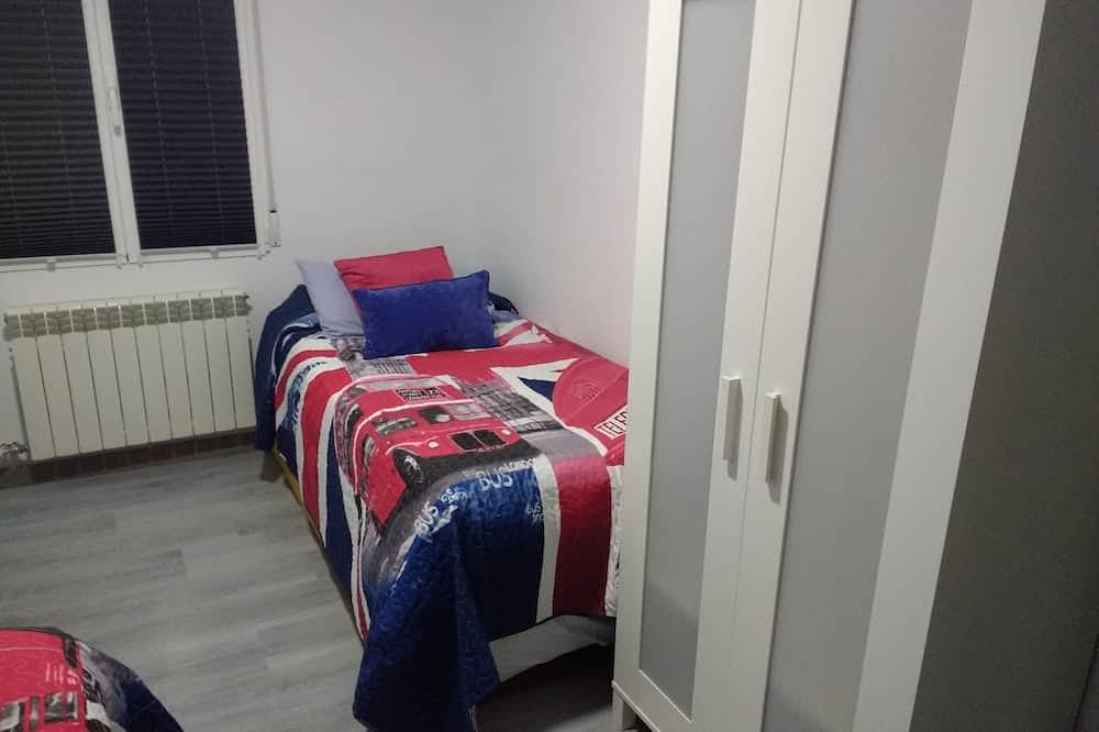 Entire apartment, Your-Trip Ideal for wine tourism and Laurel street in Logroño, La Rioja Province