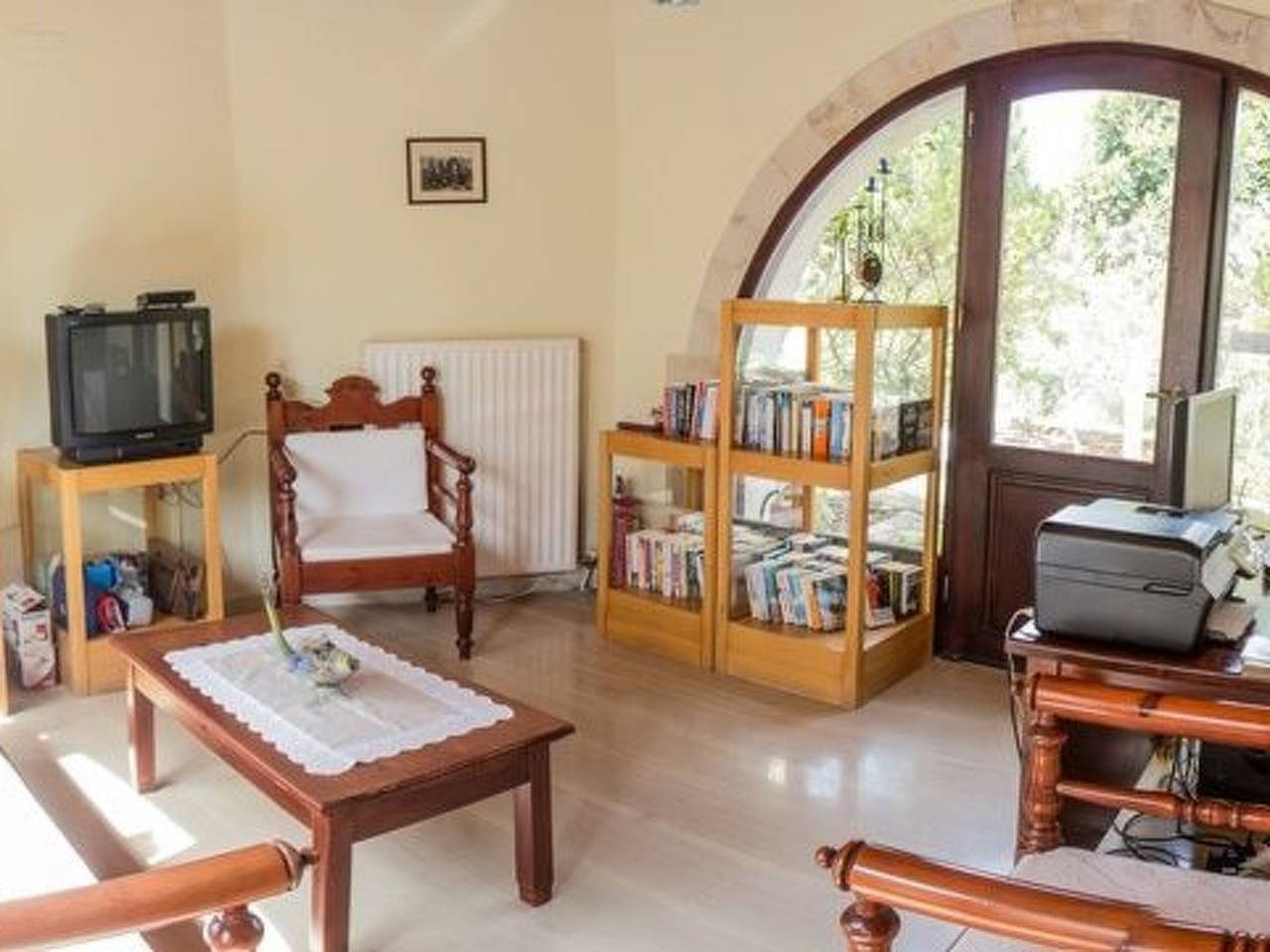 Ganze Wohnung, Studio mit zwei Balkonen in Douliana, Vamos