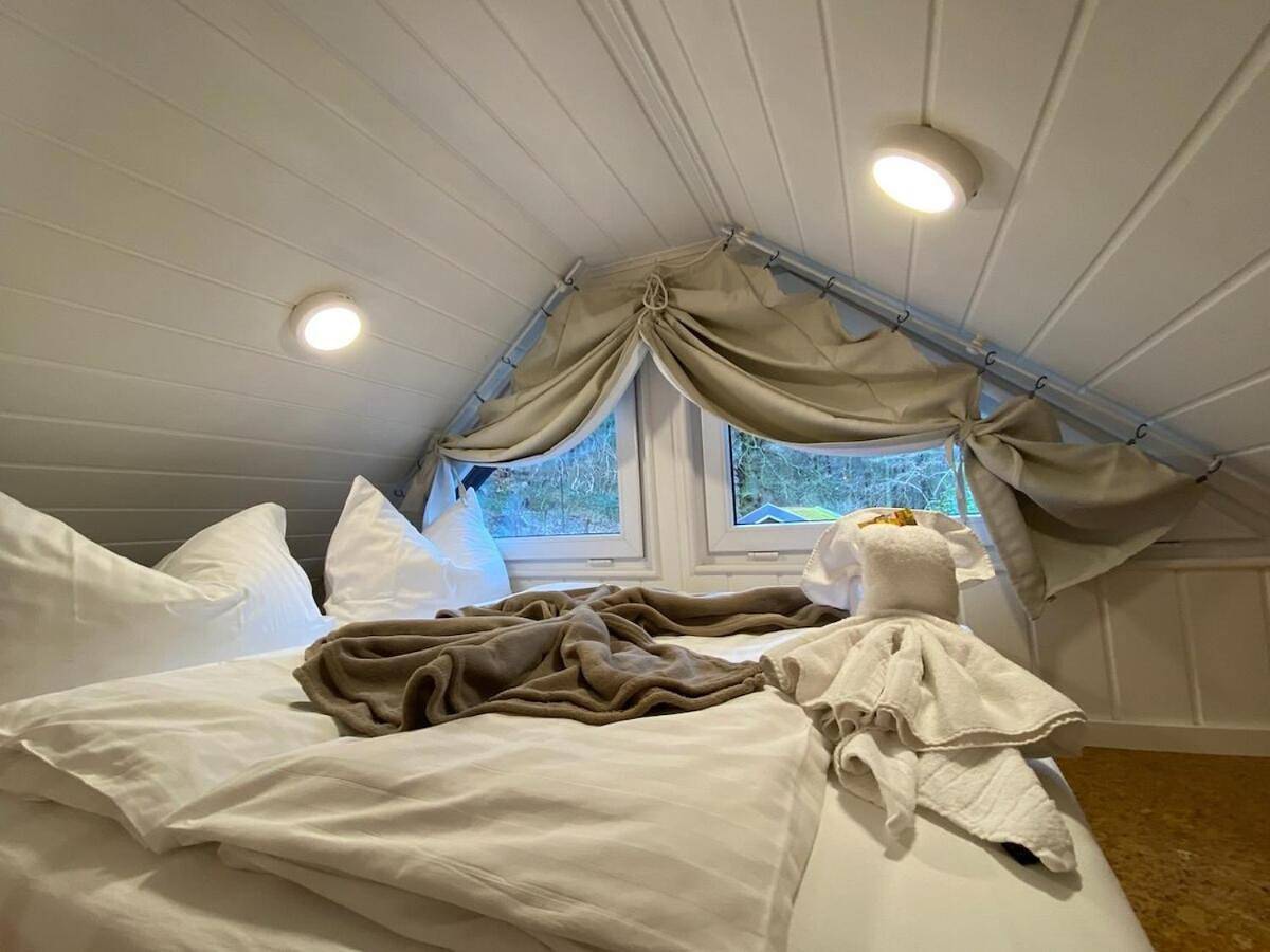 Chalet Waldeck with Private Sauna, Fireplace And Pure Nature in Heimbach, Rureifel (Nordrhein-westfalen)