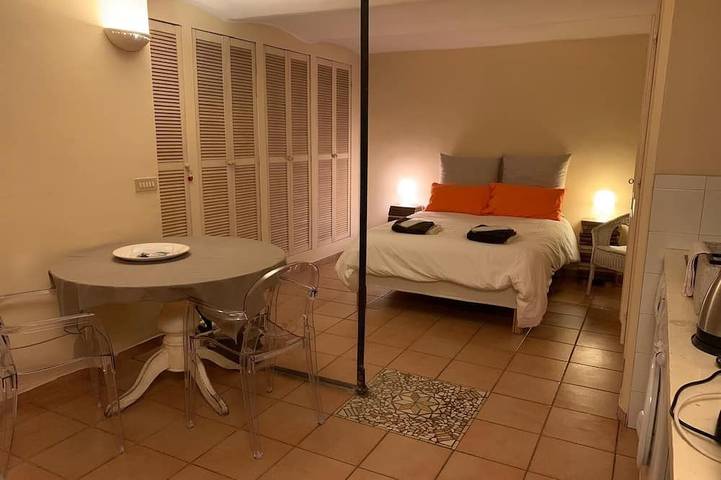 Ferienwohnung für 2 Personen, mit Terrasse und Whirlpool sowie Sauna in Turin - 3