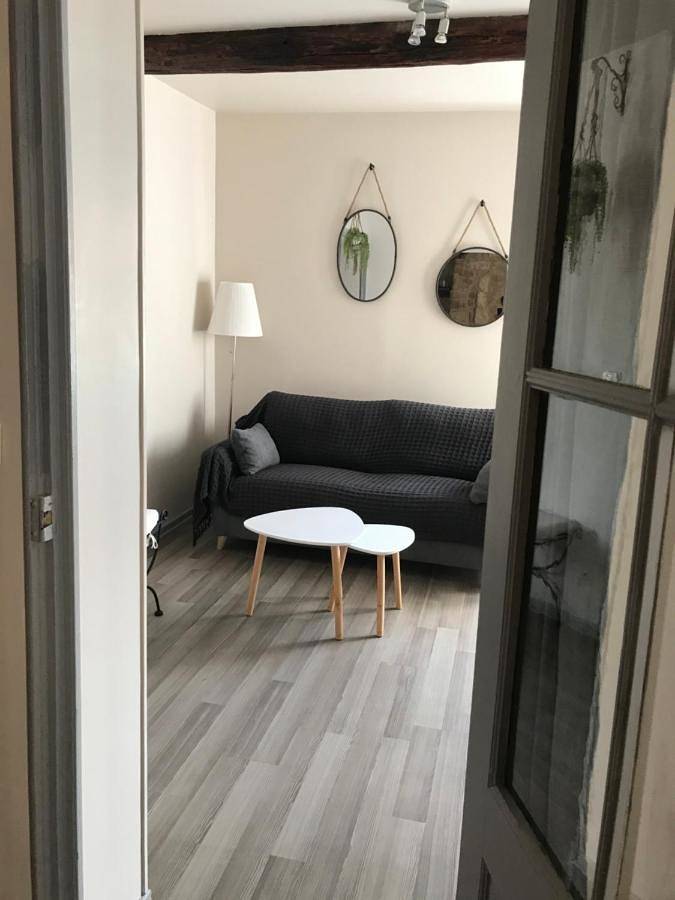 Appartement entier, Au cœur de Céreste in Céreste, Parc naturel régional du Luberon