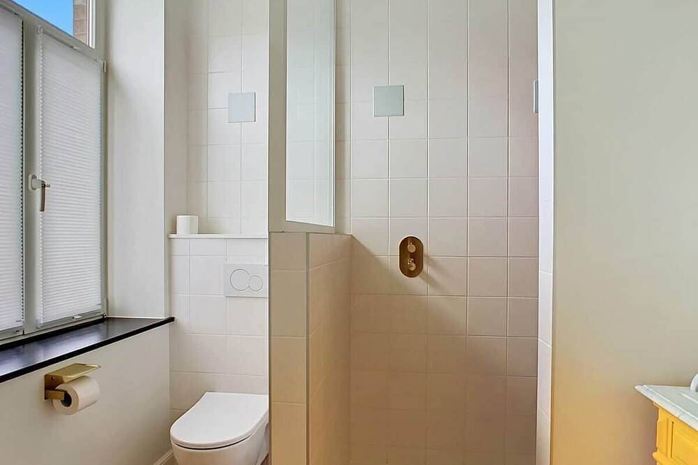 Apartamento entero, Charmeuse - Suite with Terrace & Garden Access | Meuse in Wépion, Namen