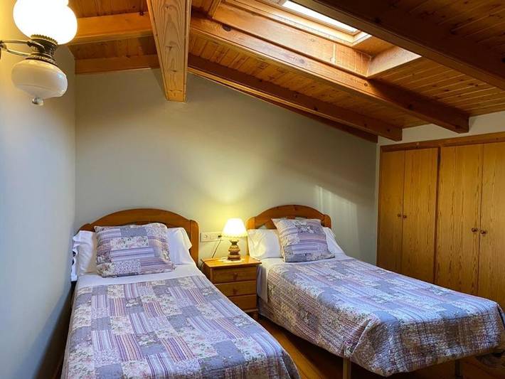 Gîte pour 7 personnes, avec balcon et jardin à Pardines - 3