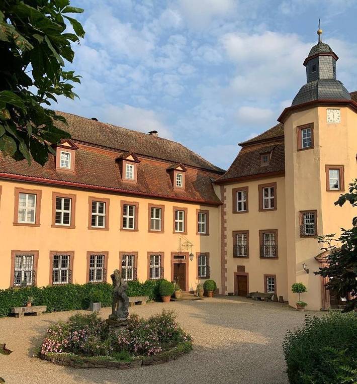Ferienwohnung für 4 Personen, mit Terrasse und Garten in Zeitlofs