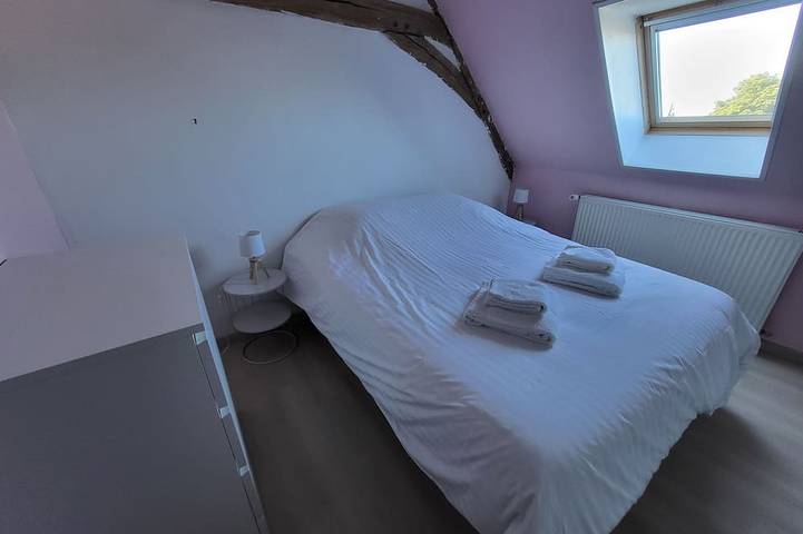 Location de vacances pour 14 personnes, avec jardin à Coulonges-Cohan - 4