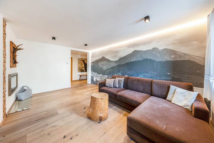 Entire apartment, Apartment 'Naturoase Stegerhof Iris' with Mountain View, Shared Pool and Sauna in Trodena nel Parco Naturale, South Tyrol