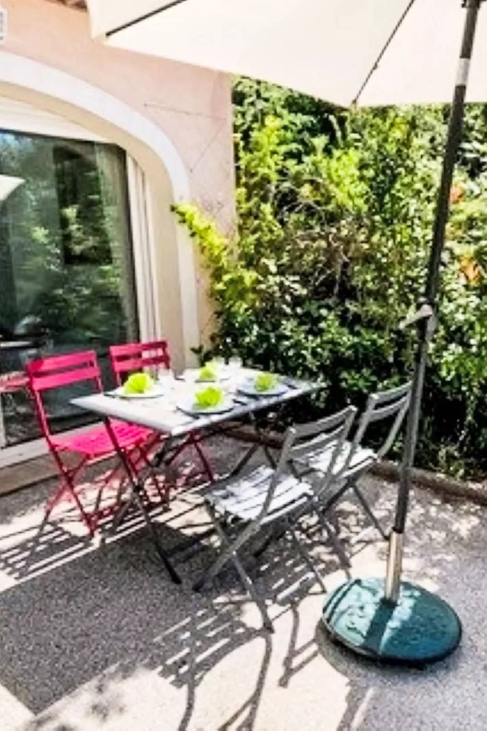Gîte pour 4 personnes, avec piscine et jardin à Rayol-Canadel-sur-Mer - 3