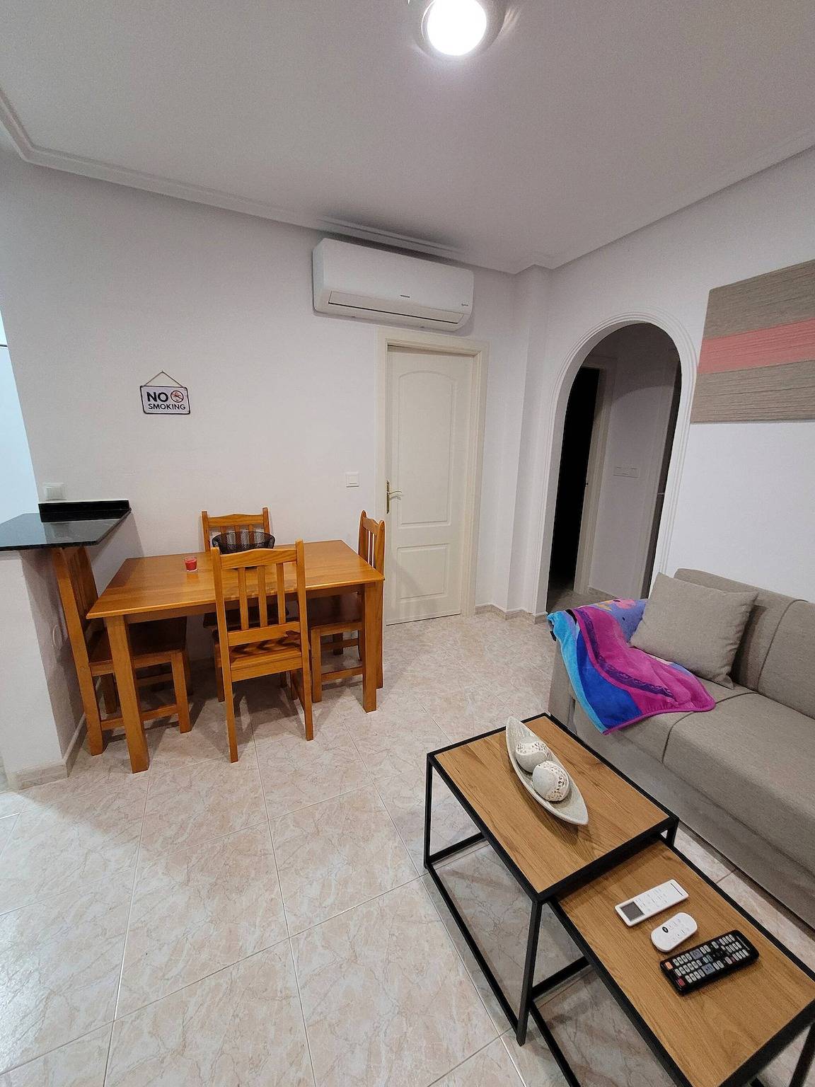 Appartement au rez-de-chaussée avec terrasse et piscine in Torrevieja, Costa Blanca