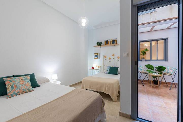 Appartement entier, Enjoy life in our apartment. Wifi & Parking in Portico Mediterraneo, Guardamar del Segura