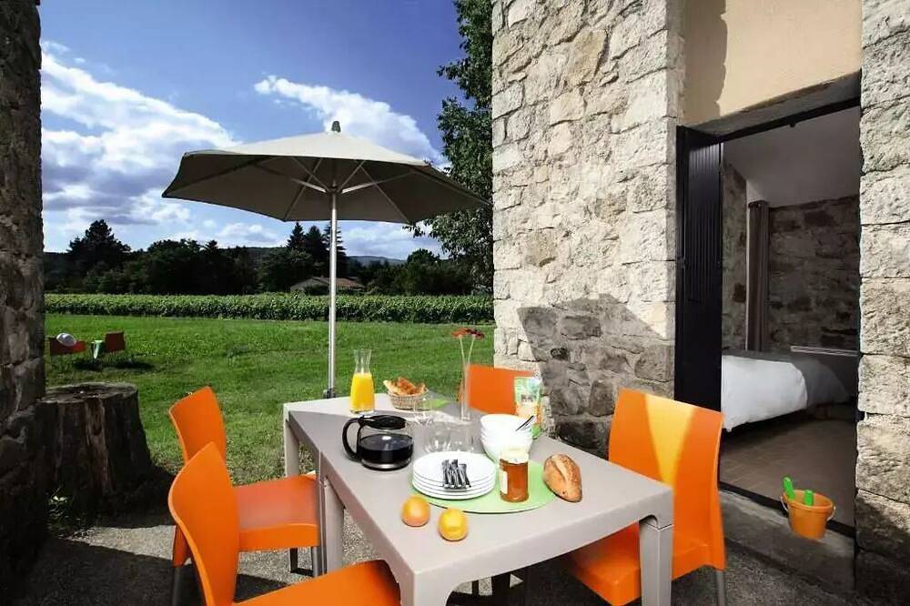 Lands of France - Domaine des Vans - 2 Room Cottage 2 People in Chambonas, Parc naturel régional des Monts d'Ardèche