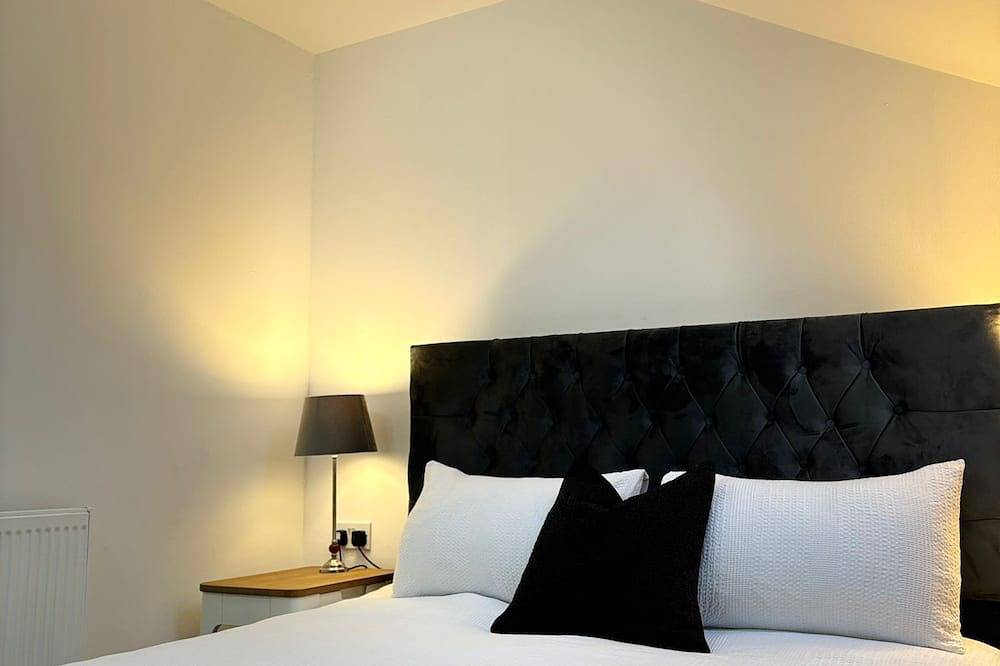 Geheel appartement, 2-bedroom flat walking distance to Cardiff Bay Penarth Town Centre and Marina. \n in Penarth, Cardiff