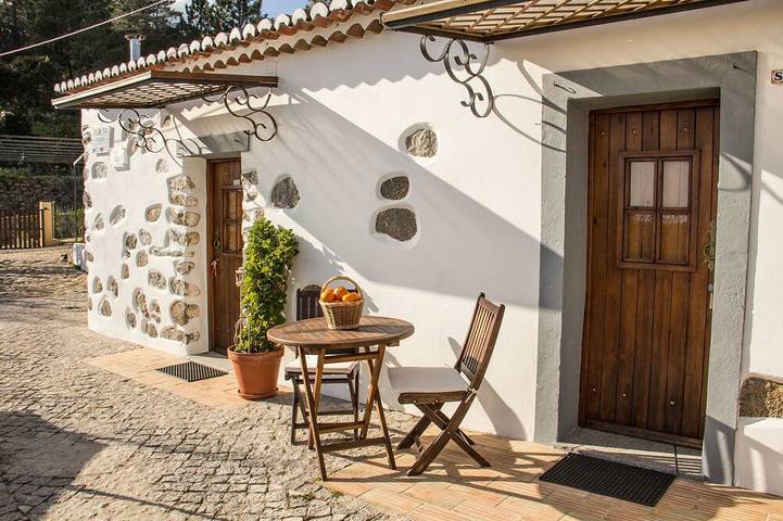 Gîte pour 3 personnes, avec jardin et balcon