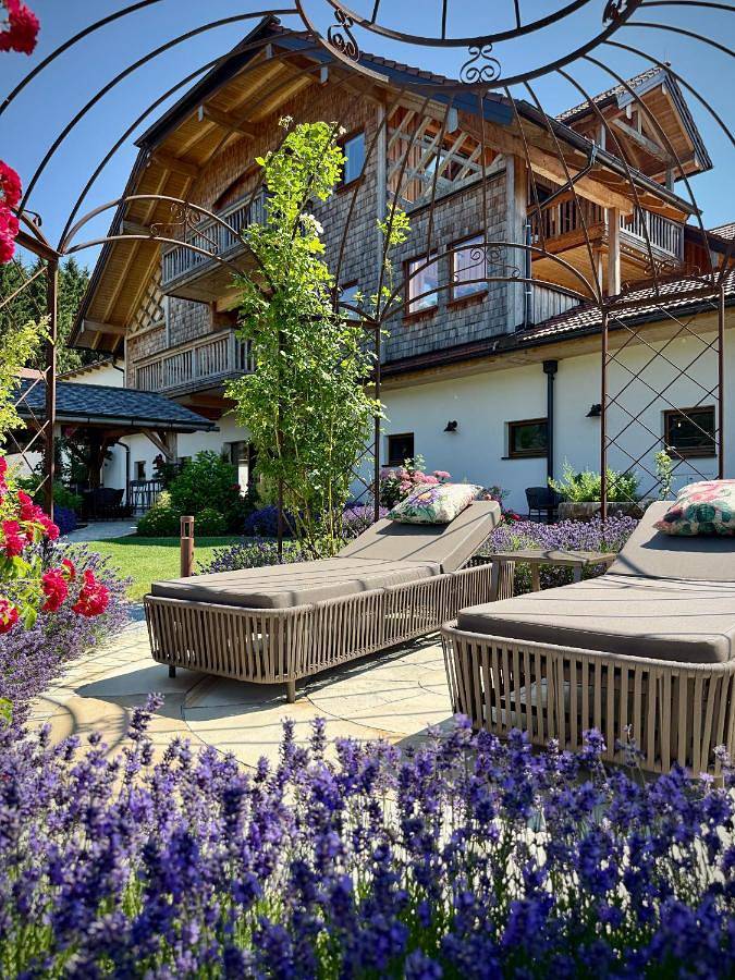 Appartement de vacances pour 2 personnes, avec Balcon et Terrasse ainsi que Jardin et Piscine à Straßwalchen