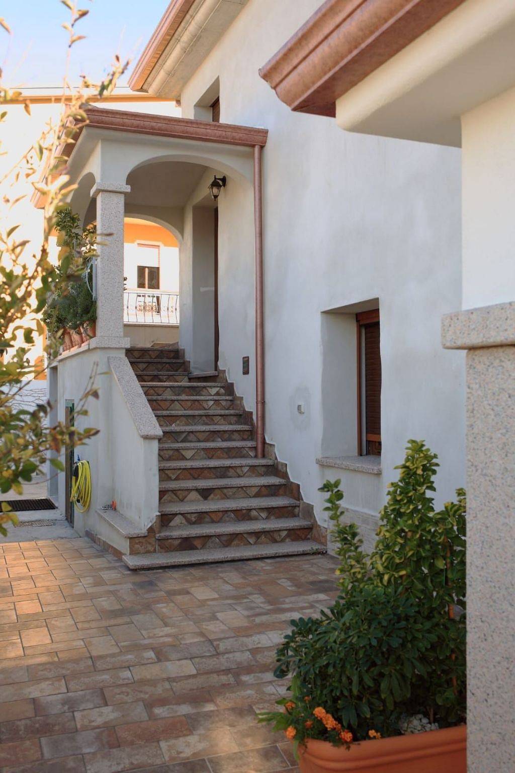 Ganze Wohnung, Anwesen mit Balkon in Irgoli, Golf von Orosei