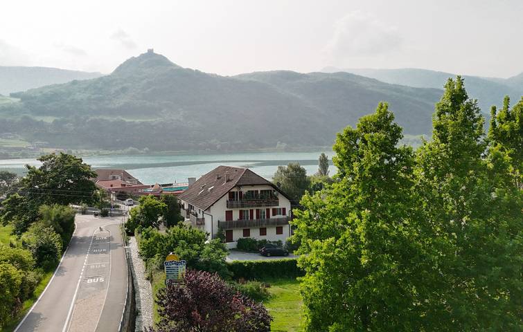 Ferienwohnung für 2 Personen, mit Balkon und Seeblick am Kalterer See