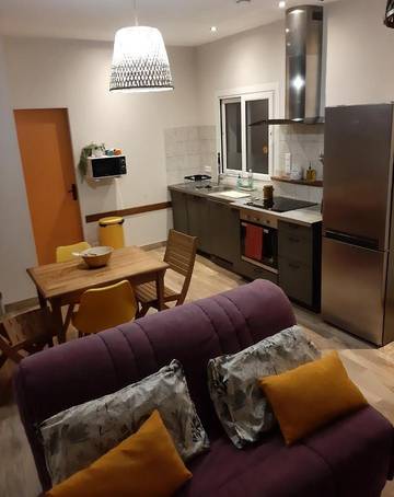 Gîte pour 4 personnes, avec vue et jardin, animaux acceptés à Canale-di-Verde