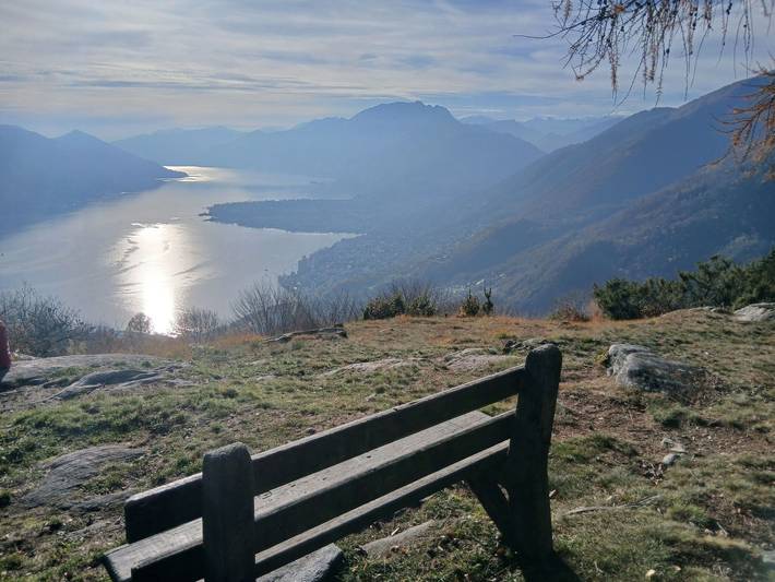 Ferienhaus für 4 Personen, mit Terrasse und Garten sowie Ausblick und Seeblick in Gordola