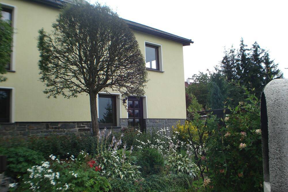 Ganze Wohnung, Moderne Ferienwohnung mit herrlicher Aussicht auf den Aschberggipfel in Klingenthal, Chemnitz und Umgebung