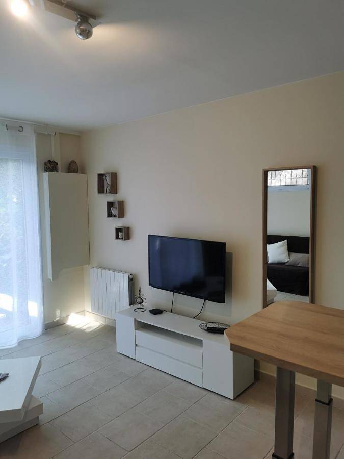 Gîte pour 4 personnes, avec vue et jardin à Entrevaux - 3