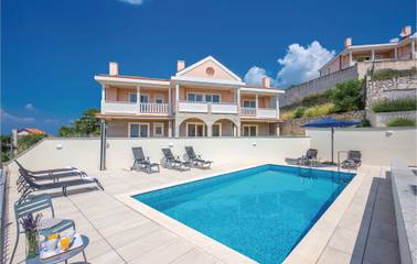 Ferienwohnung für 8 Personen, mit Terrasse, kinderfreundlich in Crikvenica