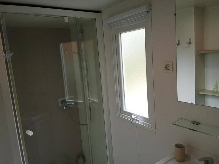 Tente pour 6 personnes, avec jardin ainsi que vue et piscine dans les Pyrénées-Orientales - 2