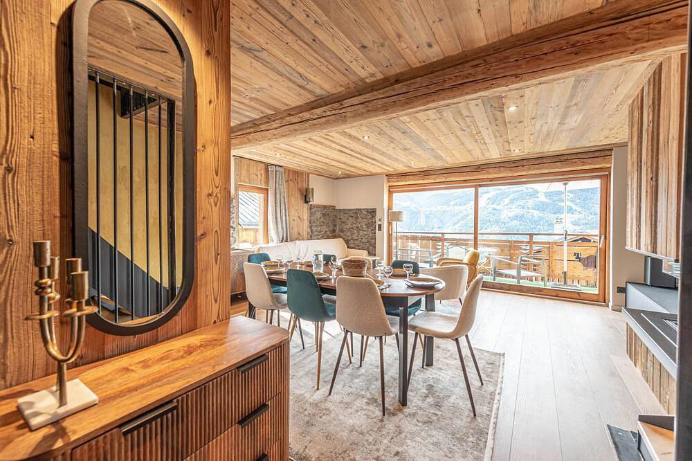 Comfortable, quiet chalet 20 minutes from Courchevel in Bozel, Les Trois Vallées