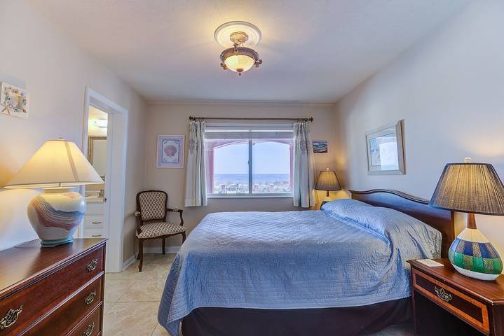 Vacation home for 10 people, with terrace and yard by Myrtle Beach