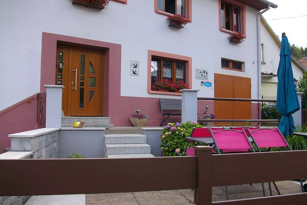Appartement entier, Gîte au pied du rocher in Sewen, Parc naturel régional des Ballons des Vosges