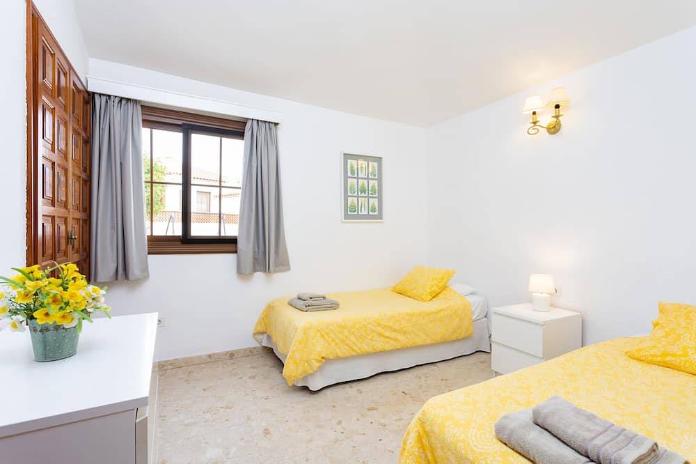Luxus Sunny Villa mit beheiztem Pool in Amarilla Golf, Teneriffa Süd