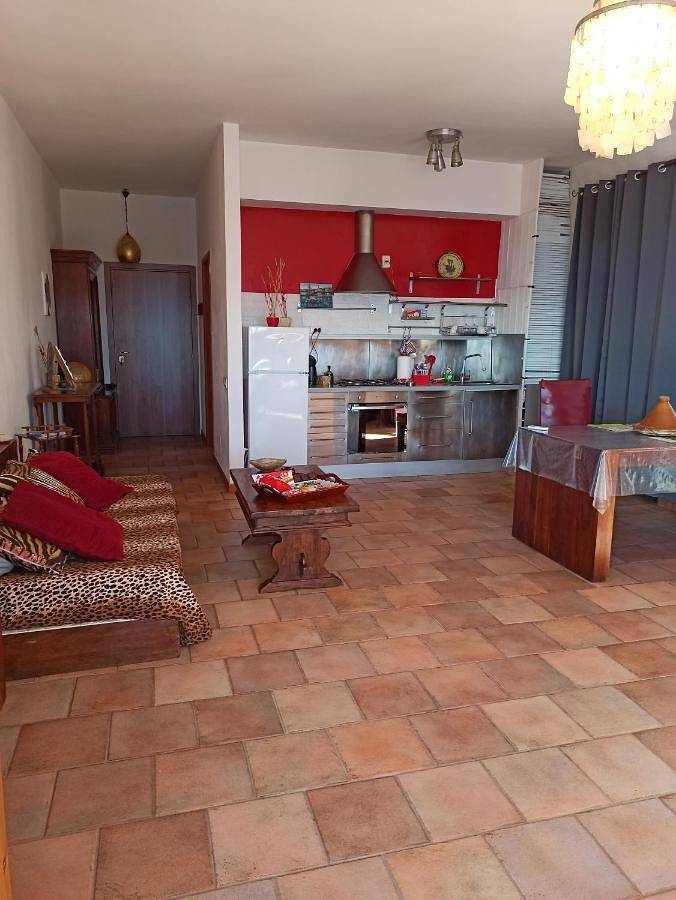 Ampio monolocale con balcone fronte mare in Porto Santo Stefano, Monte Argentario