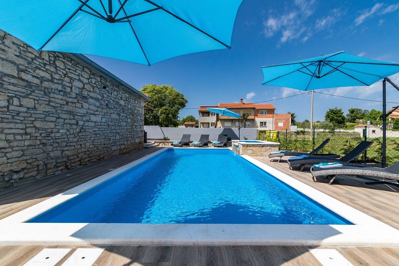 Created with love, Villa Imela with a private pool is an ideal place for family vacation in Barban, Zuidkust Istrië