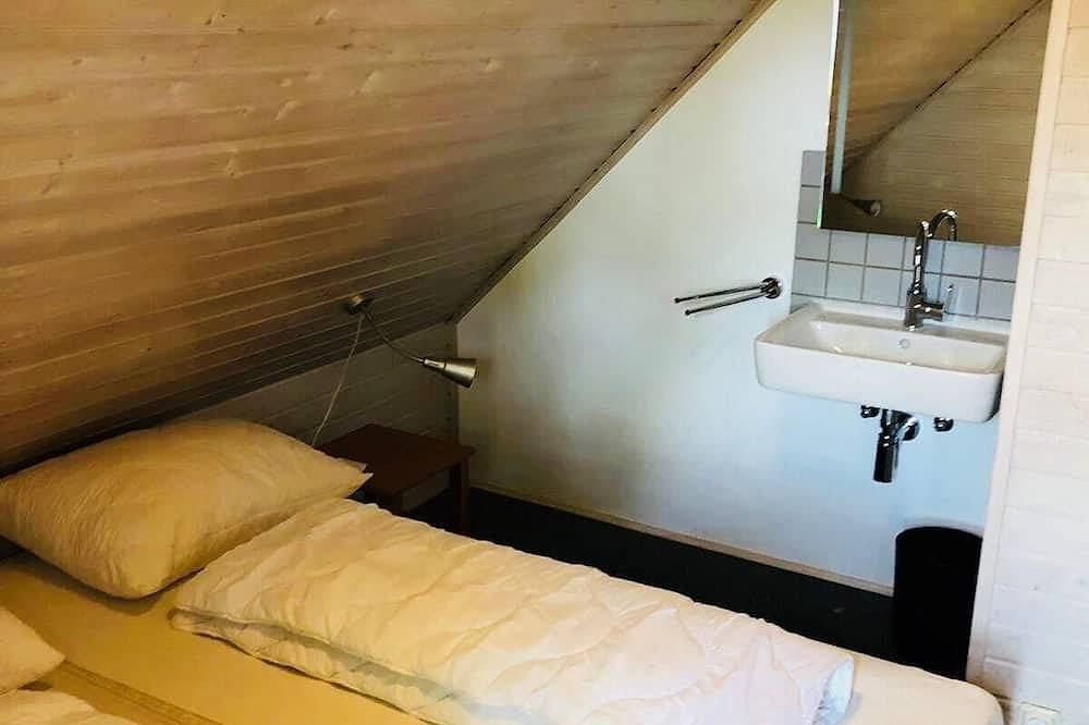 Ferienhaus Kirchheim für 1 - 6 Personen mit 3 Schlafzimmern - Ferienhaus in Kirchheim, Knüllgebirge