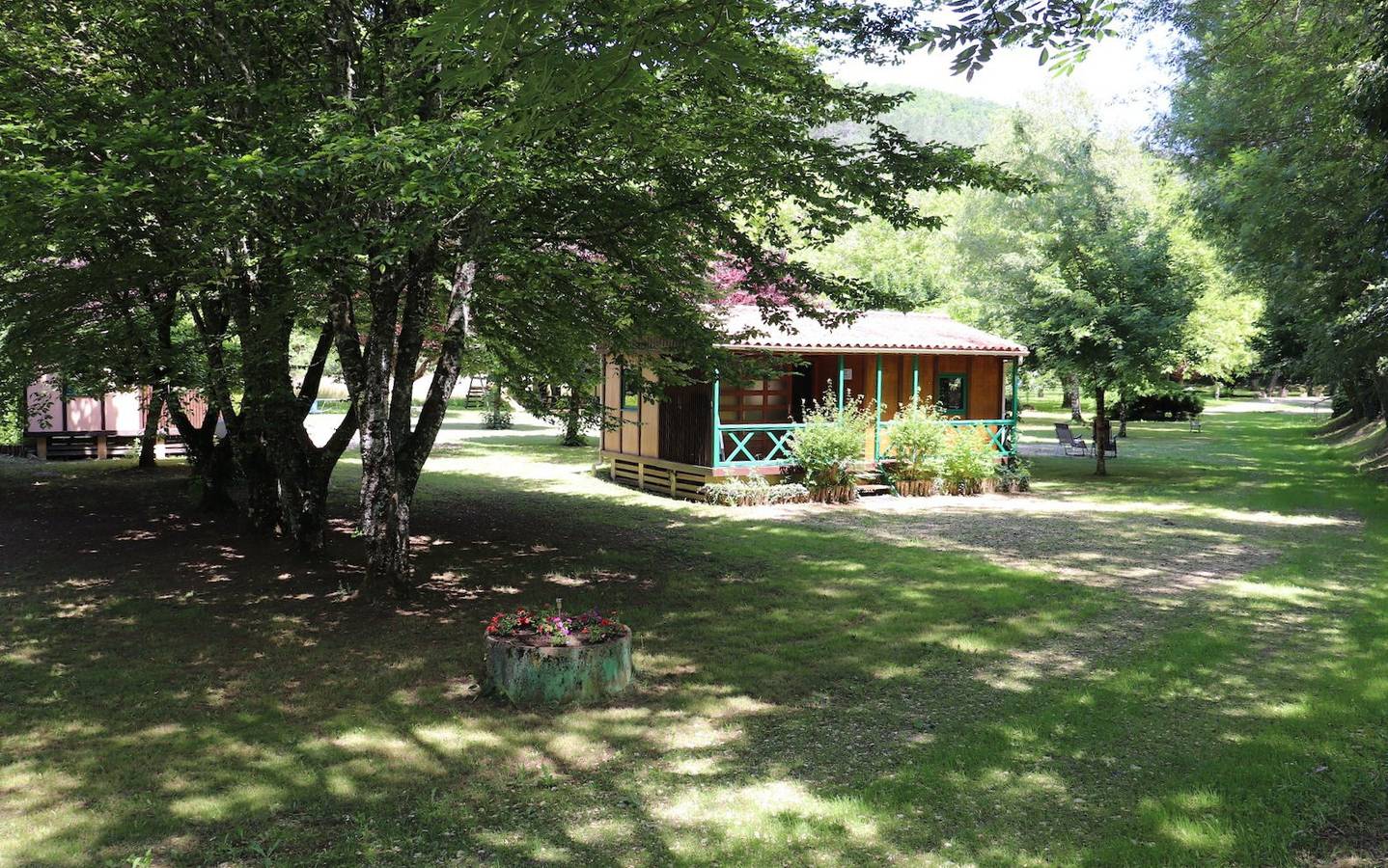 Chalets en bois au cœur du Périgord noir in Saint-Cybranet, Périgord Noir