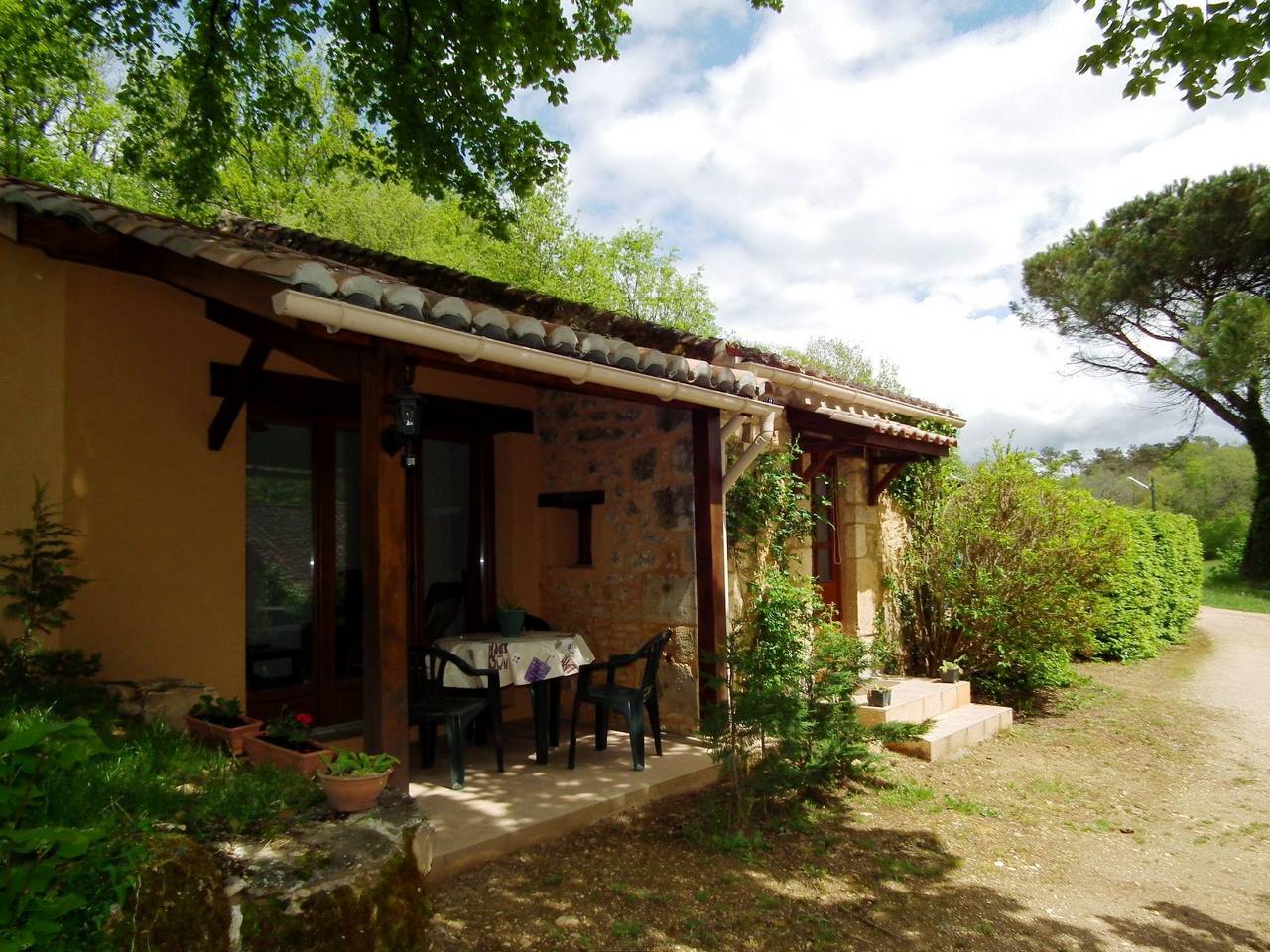 Domaine "Le Fournil" mit Jacuzzi in Gavaudun, Région de Villeneuve-sur-Lot