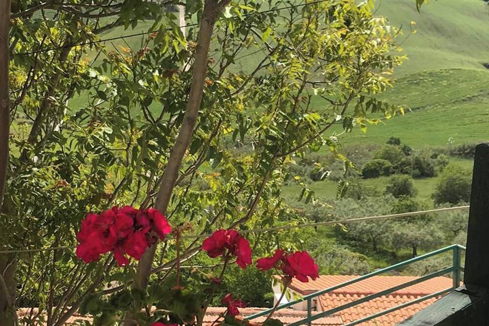 Apartamento entero, Homerez - Apartamento acogedor - Montenero di Bisaccia in Montenero di Bisaccia, Provincia de Campobasso