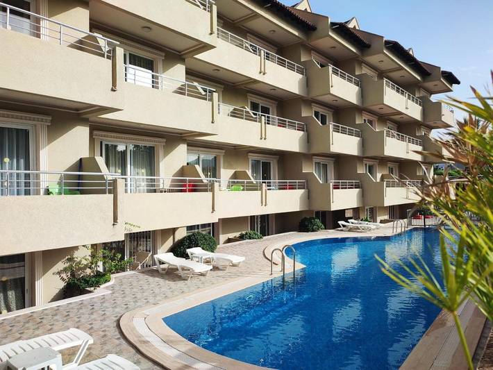 Apartmenthotel für 2 Personen, mit Garten und Pool sowie Ausblick - 1