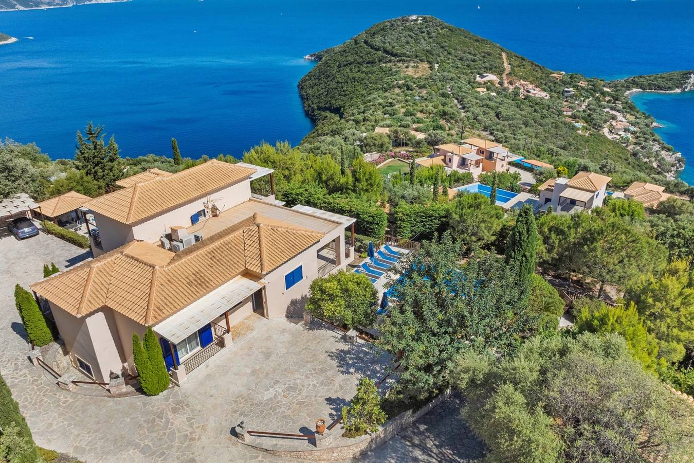 Διαμερίσματα Διακοπών για 12 Άτομα σε Πόρο (Λευκάδα), Ελλάδα