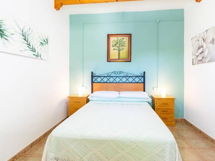 Location de vacances pour 4 personnes, avec jardin ainsi que terrasse et piscine, animaux acceptés à Dúrcal - 3