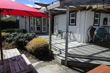 Holiday Home for 6 People in Martinborough, Wellington, Photo 4