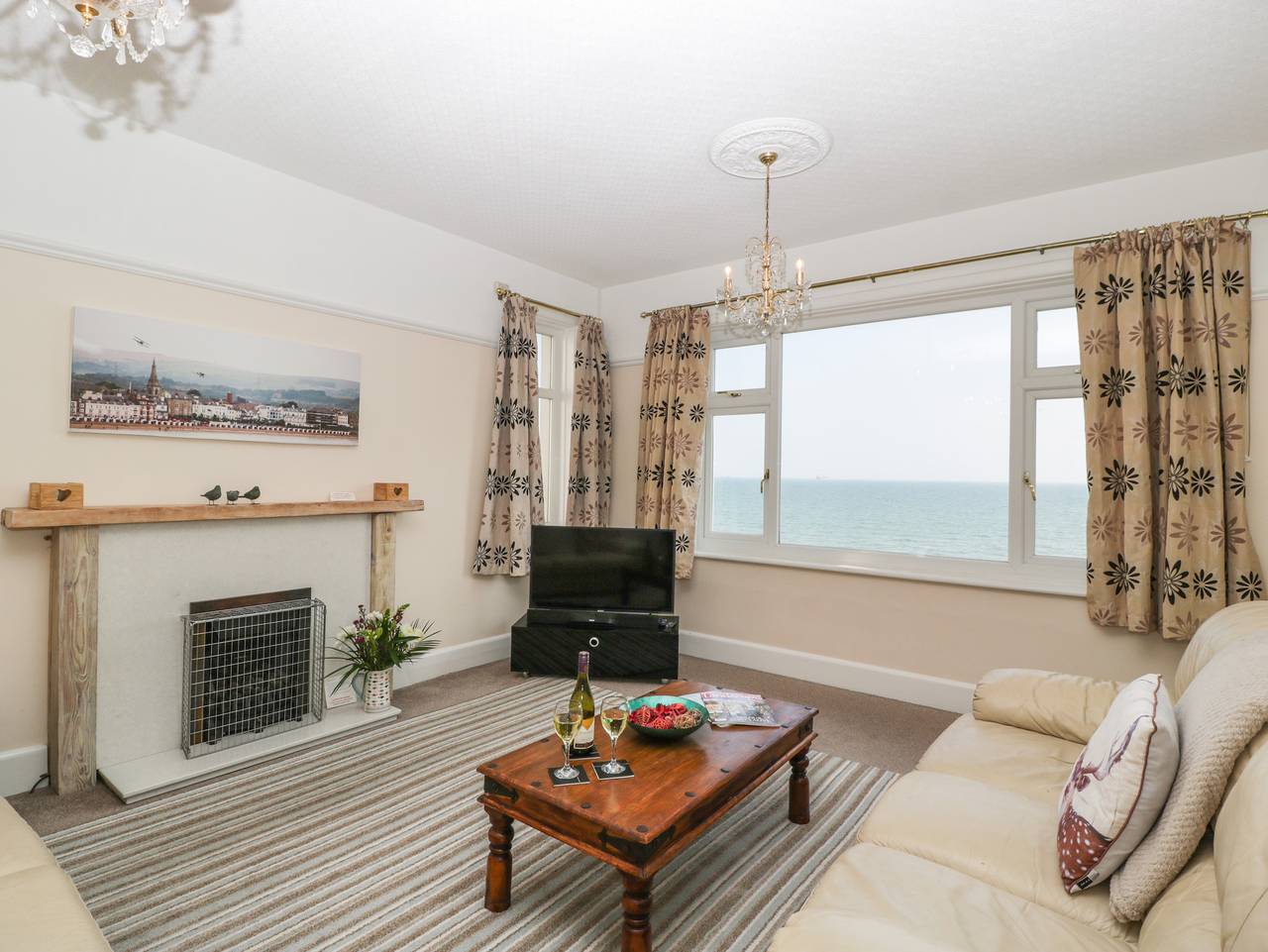 Ganze Wohnung, Ferienwohnung für 6 Personen mit Garten in Melcombe Regis, Weymouth