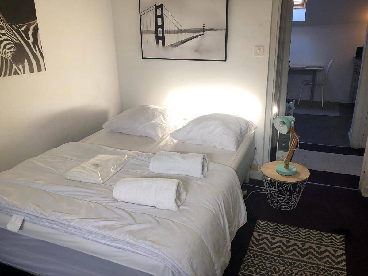 Appartement entier, One-Bedroom Apartment in Aurillac, Région d'Aurillac