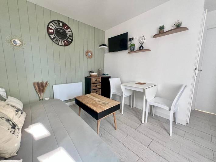 Gîte pour 4 personnes, avec jardin ainsi que vue et vue sur le lac, animaux acceptés dans Vandré - 3