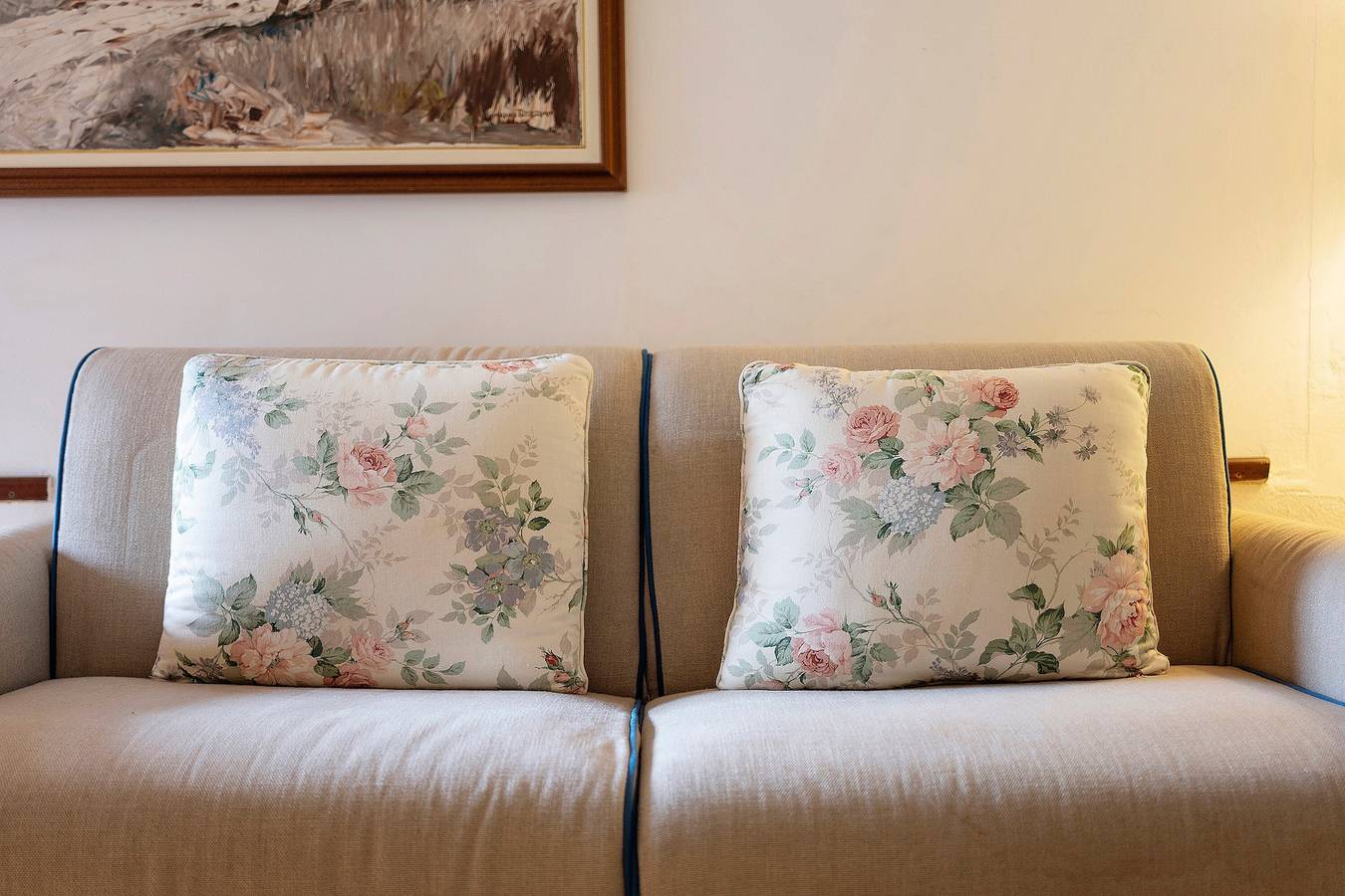 Room 'Verde Mela' with Mountain View, Wi-Fi and Air Conditioning in Dolceacqua, Ligurian Alps