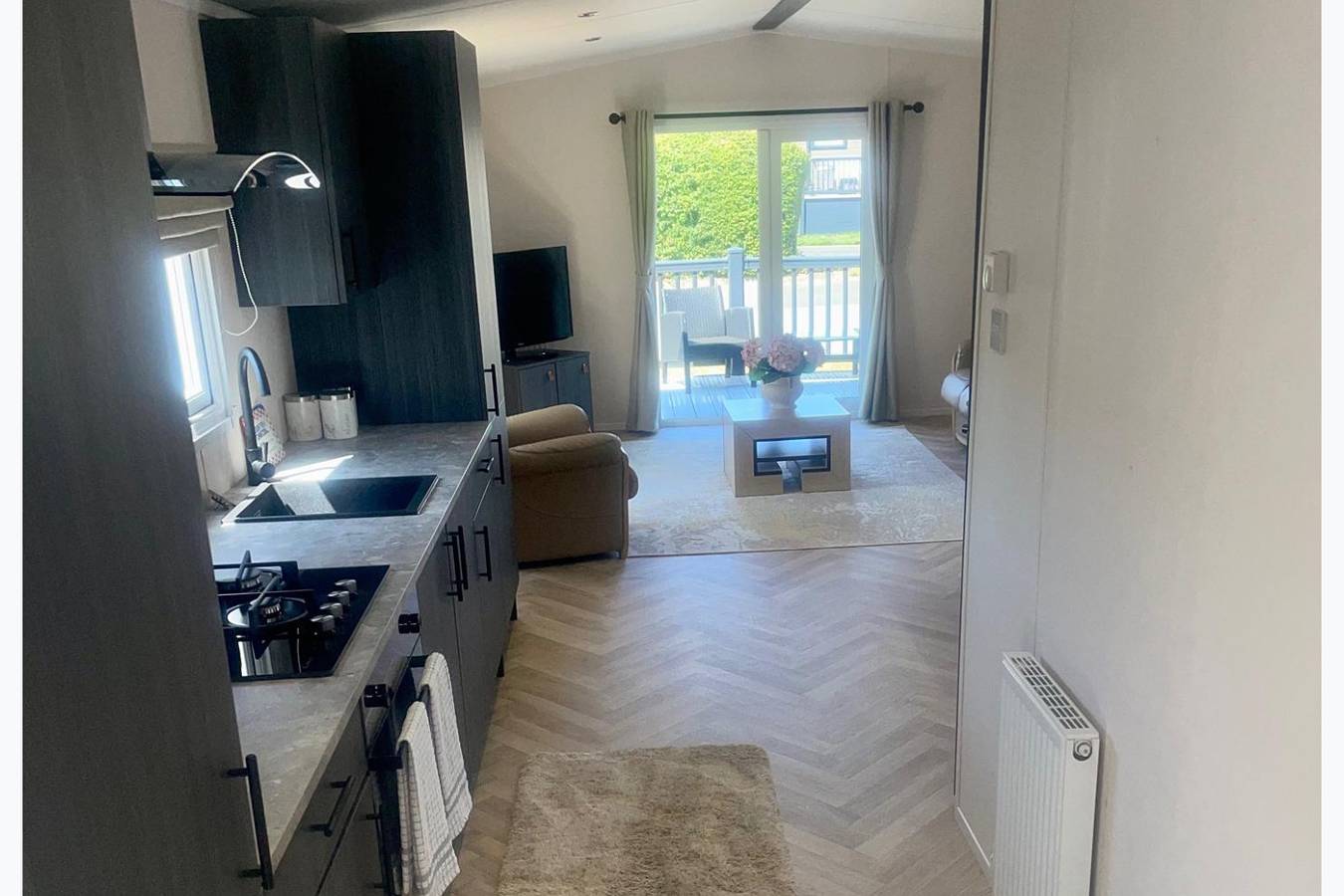 Brand new Family lodge sleeps 6 in Sherwood Forest, Nottinghamshire