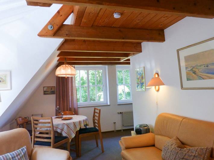 Ferienwohnung für 4 Personen, mit Ausblick und Garten sowie Terrasse in Nebel - 4