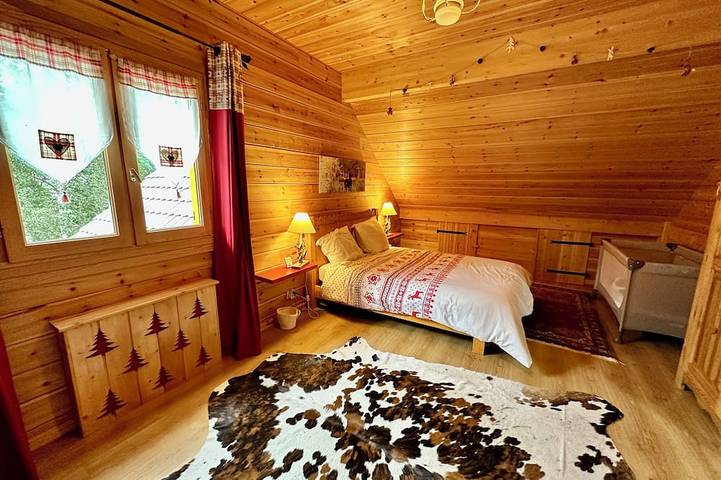 Chalet pour 10 personnes, avec jardin et balcon à Murat-le-Quaire - 2