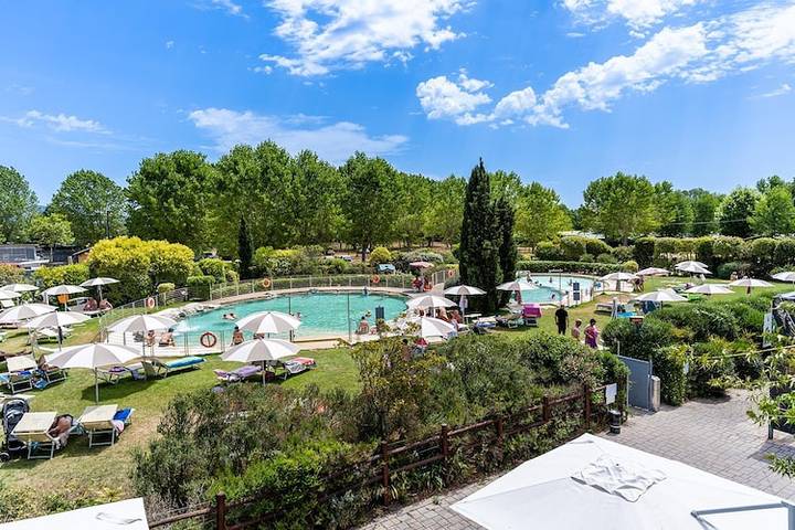 Camping für 4 Personen, mit Pool und Terrasse sowie Whirlpool, mit Haustier in Grado - 4