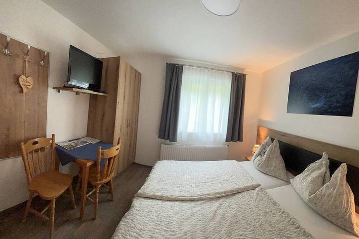 1 Et. Apartment Ossiacher See Blick - Landhaus Hofer Ossiacher See in Treffen am Ossiacher See, Gerlitzen
